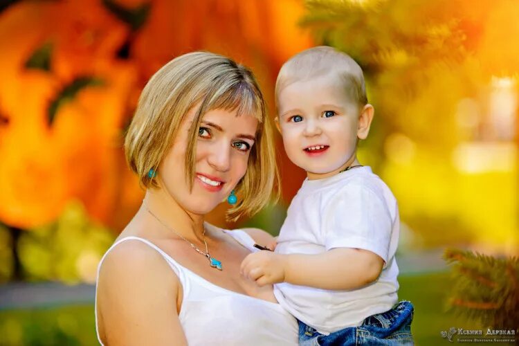 Гриша и катя в детстве. Спасем наших детей со сма. Я люблю тебя гришенька. Катя жужа и николь фото. Мальчик гриша и девочка катя часто.