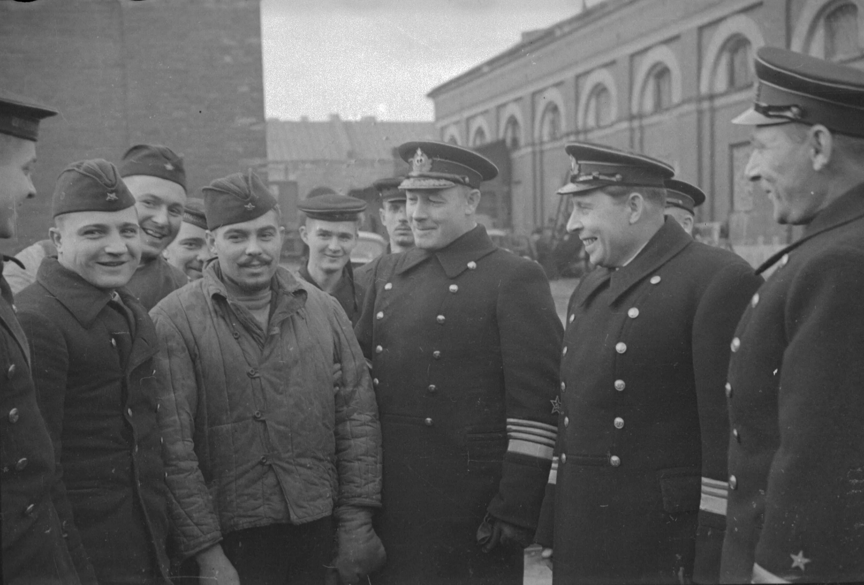 Адмирал Трибуц 1945. Вице Адмирал Трибуц. Наркомы вмф ссср