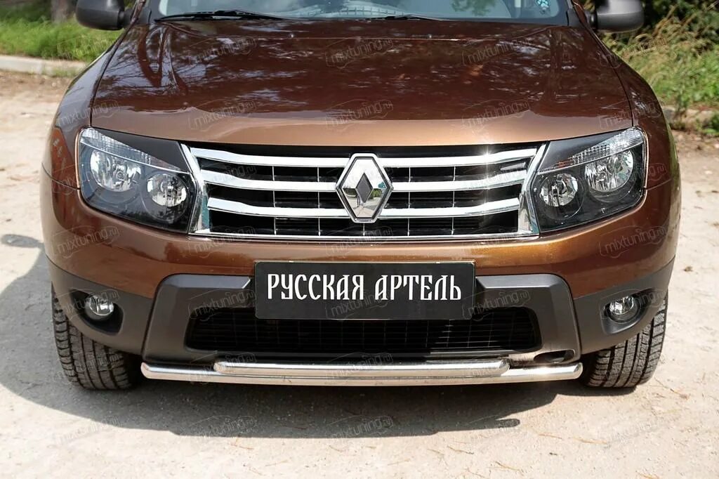 Фары renault duster. Фары для Renault Duster 2010. Renault Duster 2015 фары. Реснички на фары для Renault Duster. Реснички на фары Рено Дастер 2.