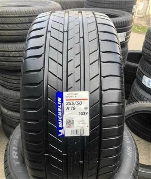 Летние шины michelin latitude. Мишлен Латитьюд 275 50 20. Мишлен Латитуде спорт 3. Мишлен Латитьюд спорт 275/50/20. Michelin 275/50/22.