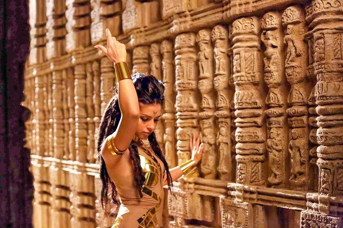 Нюша где ты там я клип. Видео клип там там где. Нюша где ты там я. Нюша где ты там я клип. Нюша где ты там я official clip.