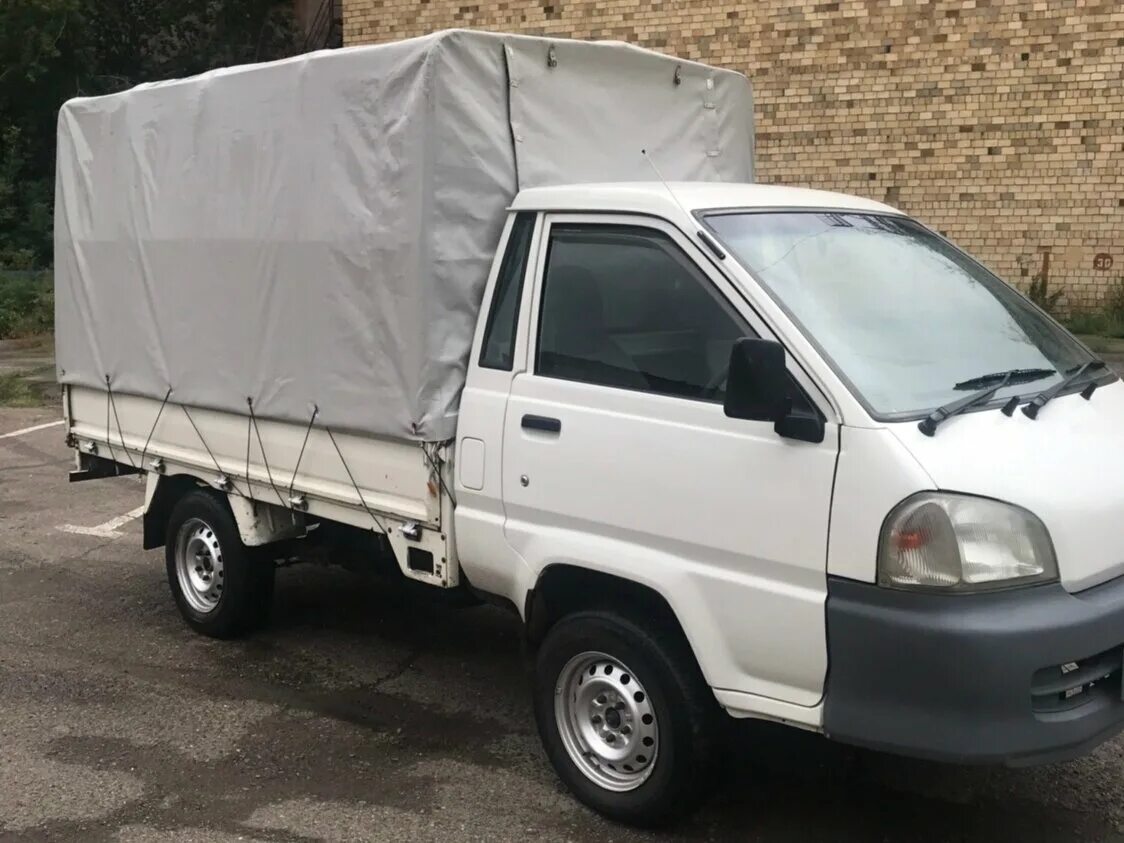 Рама тойоты таун айс на грузовик. Toyota town ace грузовой. Toyota town ace truck. Toyota town ace грузовик. Айс 1998 грузовик.