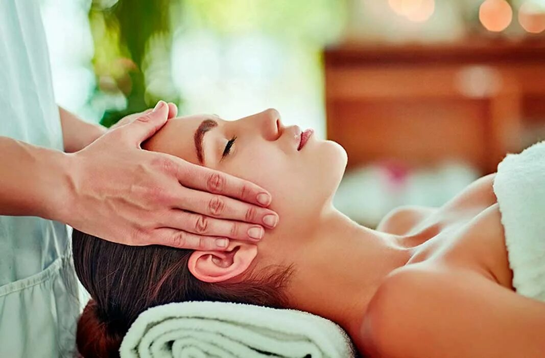 5 massage. Массаж лица. Лимфодренажный массаж лица. Лимфодренаж массаж лица. Классической лимфодренажный массаж.