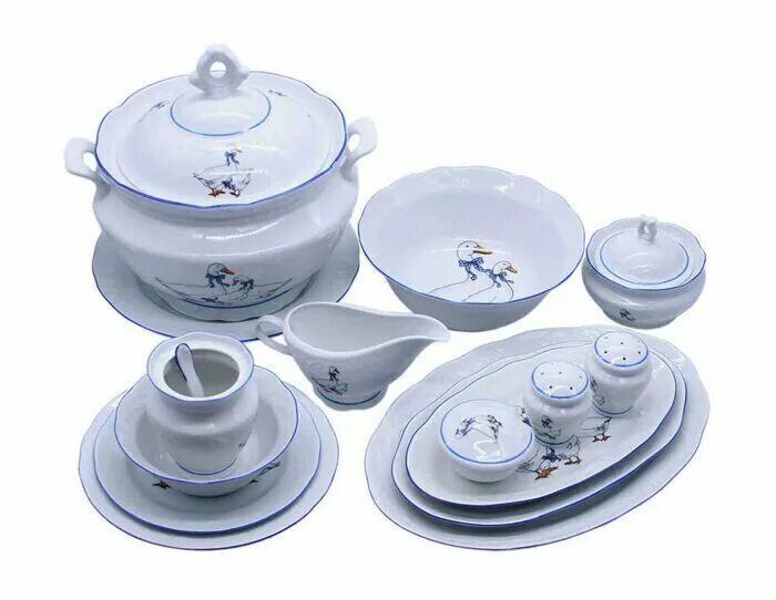 Thun 1794 гуси. Сервиз надежда добрушский фарфоровый. Столовый сервиз гуси. Посуда с гусями czech gold hands. Сервиз столовый bernadotte "гуси".