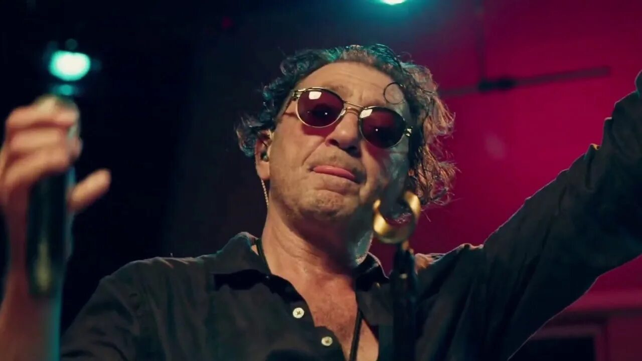 Алиса кожикина. То не веточка. Видео песня завтра. Залкин ветка сирени. То не веточка черешни.