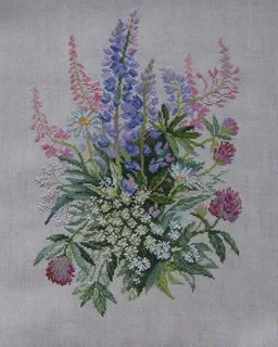 Вышивка люпинов