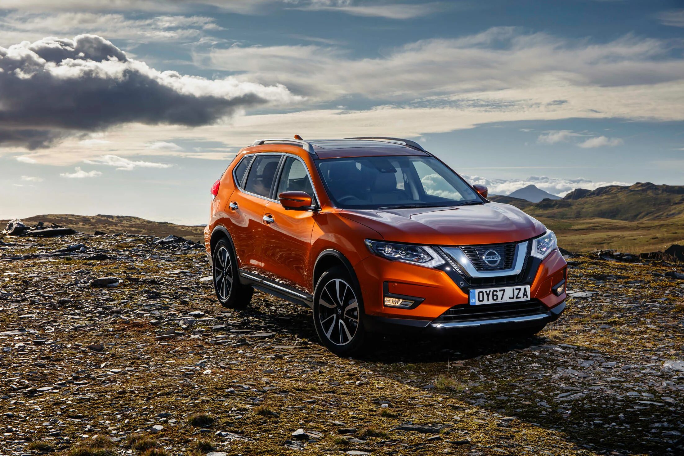 X trail x10. Nissan x-Trail 2017. X Trail t32. Ниссан х-Трейл 2022 рыжий. Nissan x Trail 2022 32.