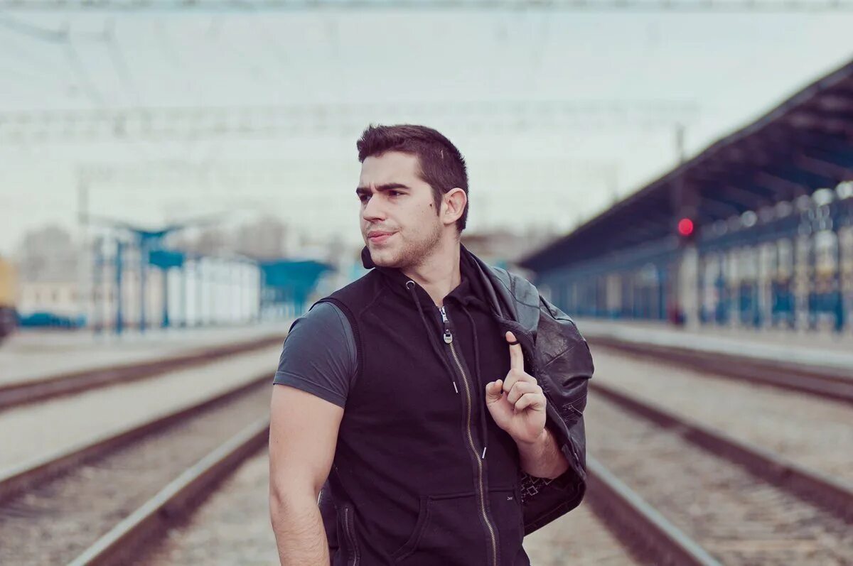 дэвид ганди фото. дэвид духовны калифорникейшн. девушка выбирает мужчину. йен сомерхолдер брюнет. простой парень.