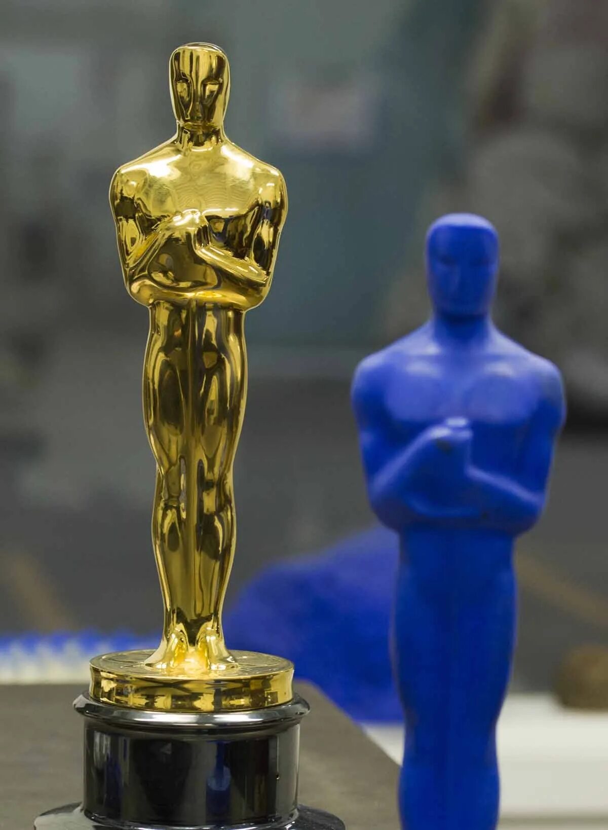 Oscar gold. Оскар на 3d принтере. Золотая статуя Оскар. Статуэтка Оскар. Статуэтка Оскар печать 3d.