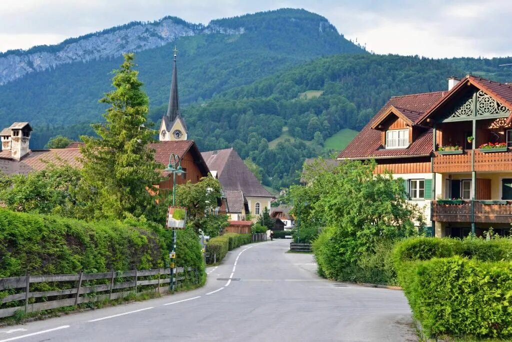 Bad village. БАД Гойзерн Австрия. БАД Гойзерн Австрия зимой. Деревня в Австрии Гальштат. Австрия деревня Гальштат зимой.