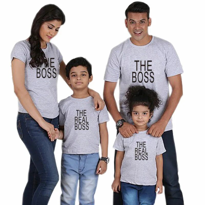 Mam dad. Футболки для всей семьи. Одинаковые футболки для всей семьи. Одежда для семьи в одном стиле. Семейные футболки для четверых.