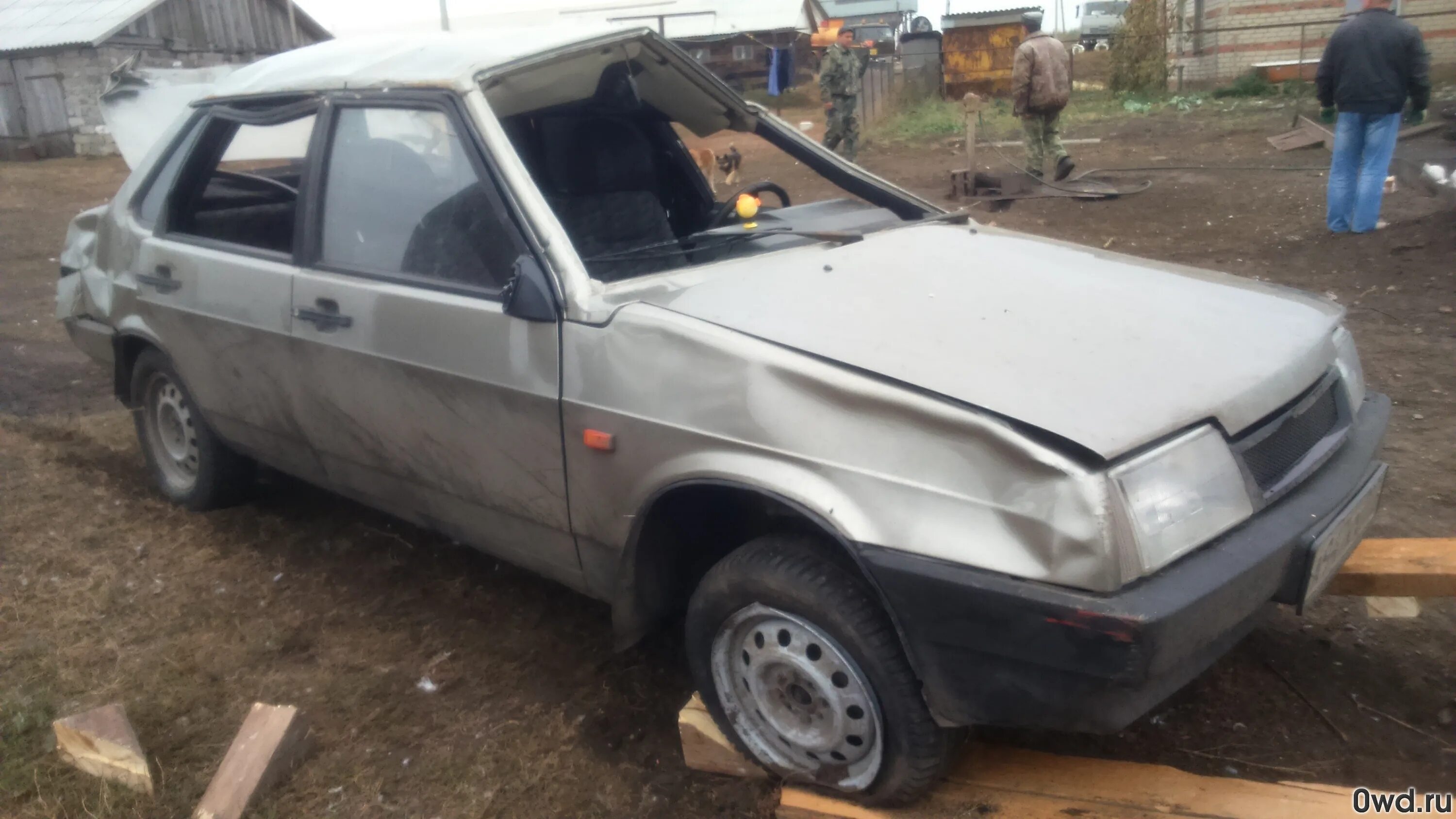 битый авто перевертыш. битая гранта. ноускат тойота королла 151. Chevrolet lanos ржавый. битые авто саратовская.