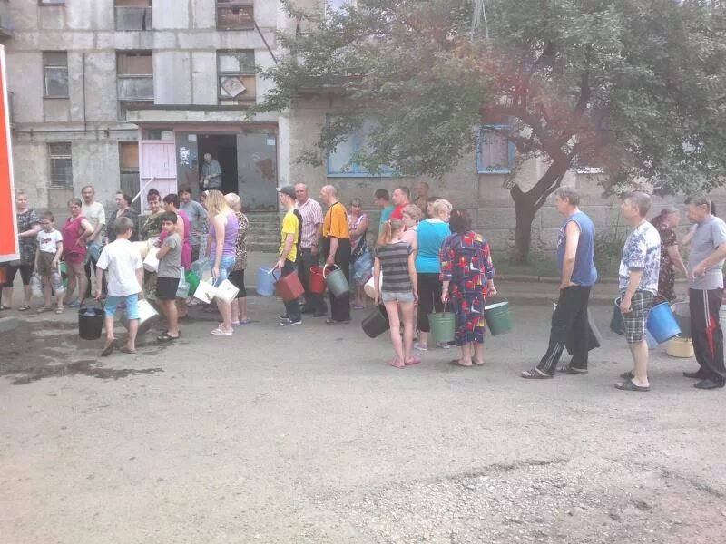 Артёмовск донецкая население. Бахмут вышли. Бахмут артемовск сейчас. Бойцы в бахмуте. Бахмут вышли.