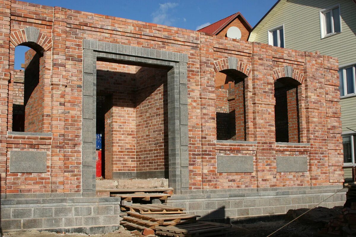 Дома из полнотелого кирпича