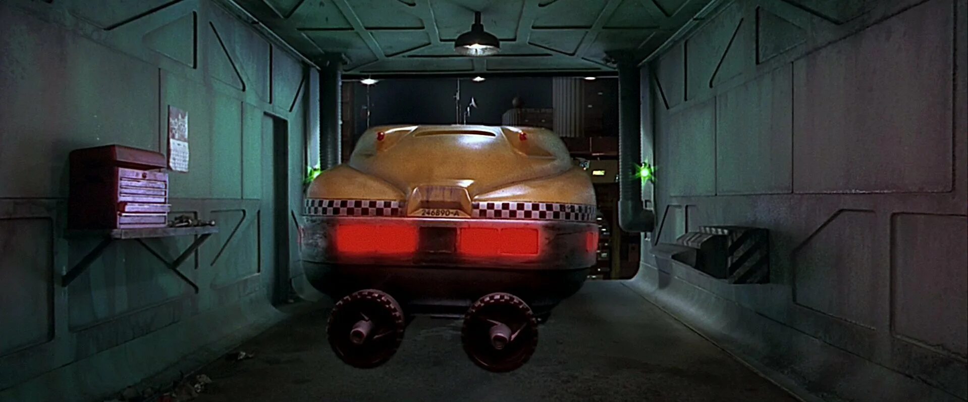 5 элемент авто. Пятый элемент летающие машины. 5 элемент авто. Фильм пятый элемент такси. 5 элемент авто.