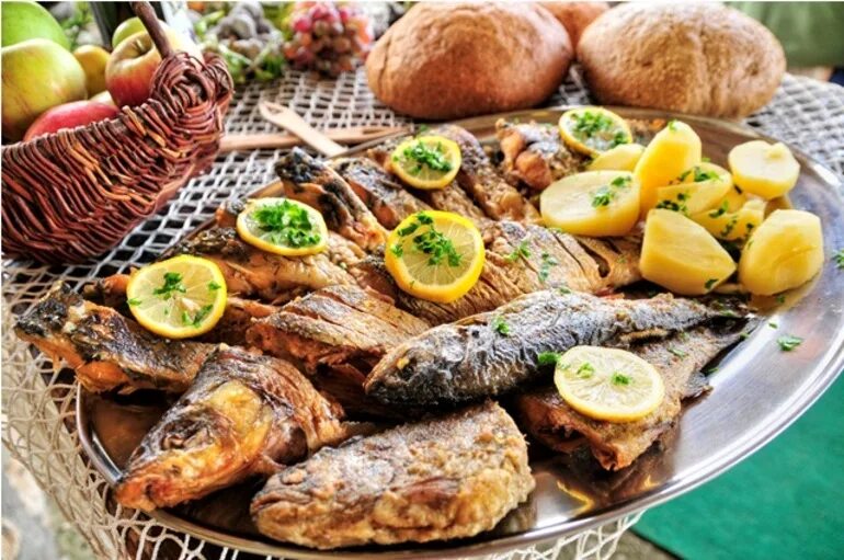 Черногорская кухня. Мешано мясо. Кухня черногории. Черногорская кухня. Мешано мясо.
