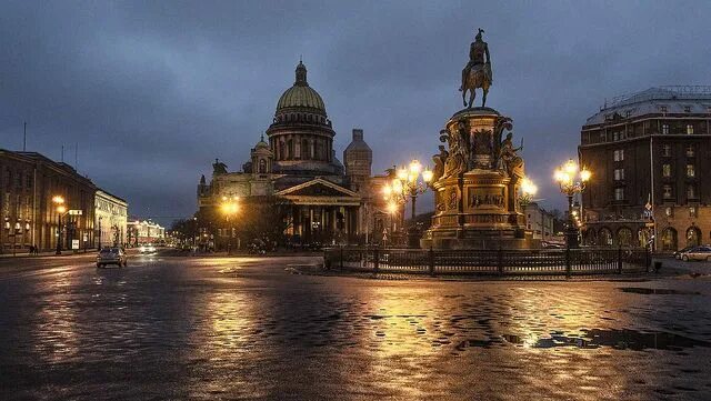 Обзорная экскурсия по Санкт-Петербургу
