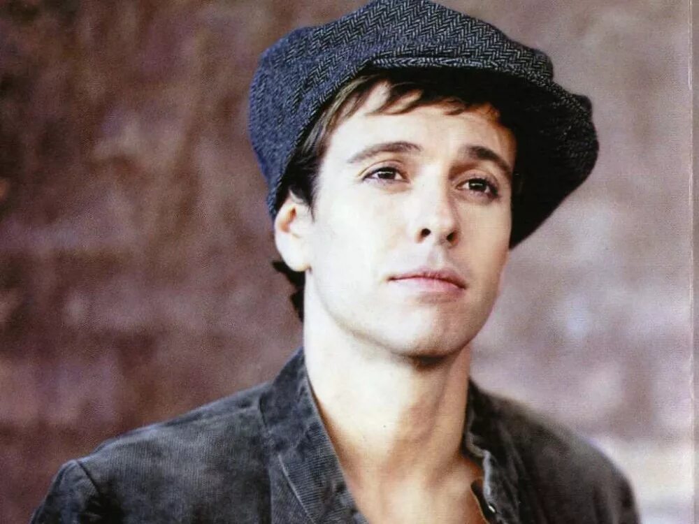 Андрей губин 1999. Андрей губин с девушкой. Андрей губин в молодости. Андрей губин 2033. Андрей губин такие.