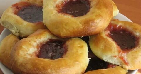 Пирожки с повидлом и творогом