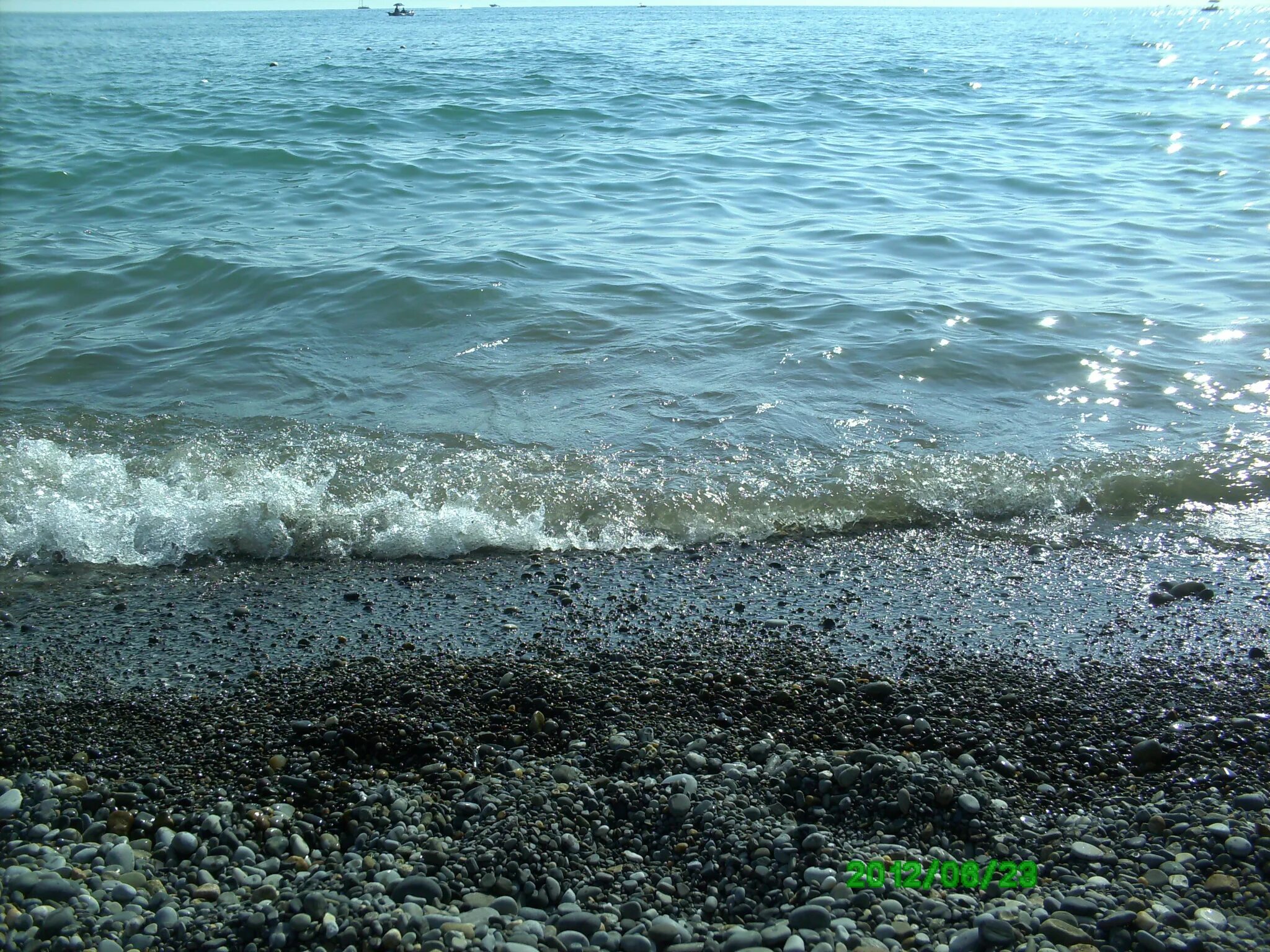 лазаревское пляжи с песком. лазаревское песчаный пляж дельфин. песочный пляж в лазаревском. лазаревское песчаный. лазаревское песчаный.