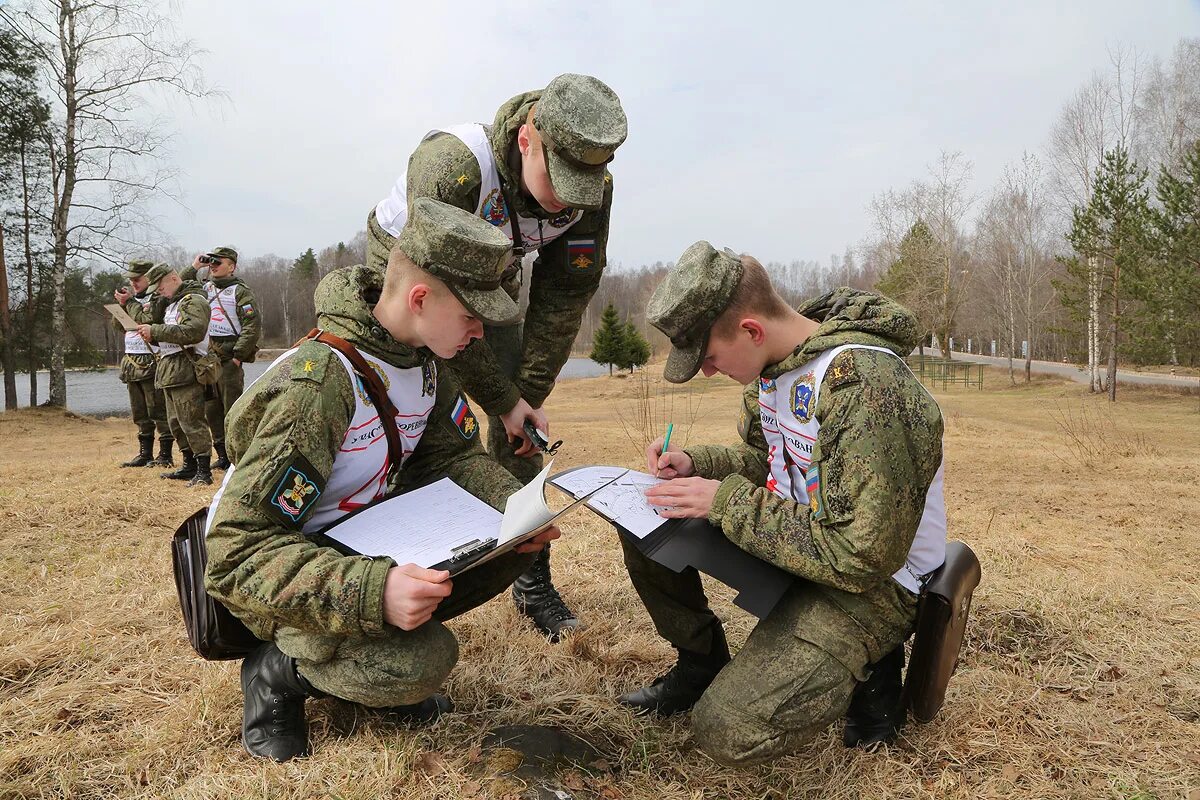 Подготовка также. Военная топография Академия Можайского. Полевая учебная база вка имени а.ф Можайского Лехтуси. Занятия по военной топографии. Занятия по военной топографии с военнослужащими.