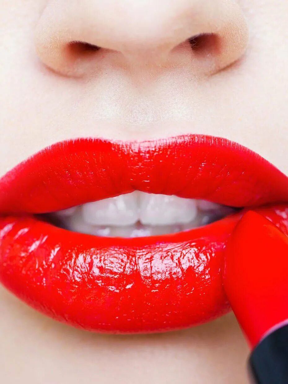 Guby. Красные губы. Красная помада. Картинки губ. Красивые губы девушек.