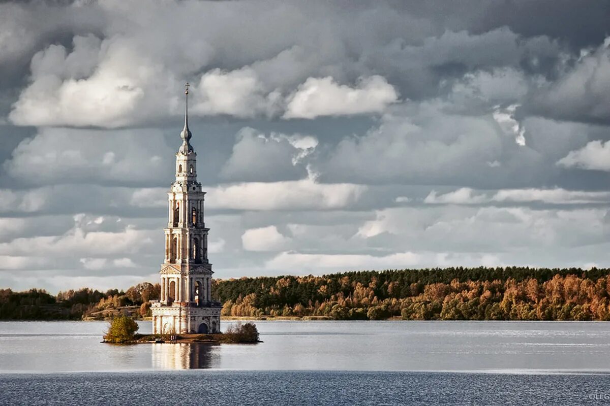 Рыбинское водохранилище затопленная Церковь. Рыбинское водохранилище Молога. Рыбинское водохранилище затопленный город. Затопленный храм Рыбинское водохранилище.