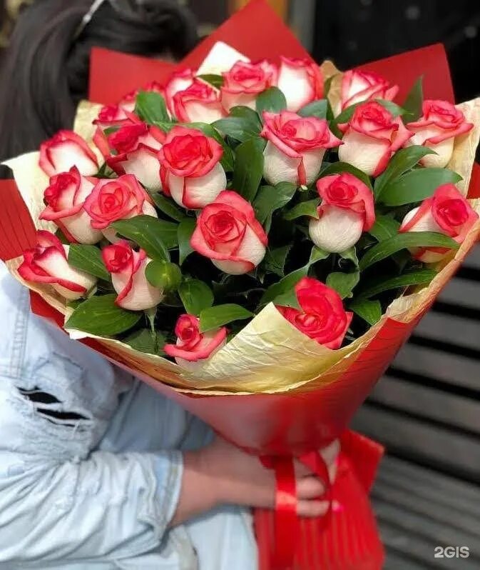 большие букеты роз. розы махачкала. розы минск доставка недорого. свадебные букеты махачкала.