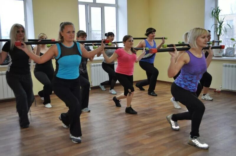 Чемпион волгоград красноармейский. Чемпион волгоград красноармейский район спортклуб. Тренер фитнес волгоград красноармейский район. Фитнес волгоград красноармейский. Фитнес волгоград красноармейский.