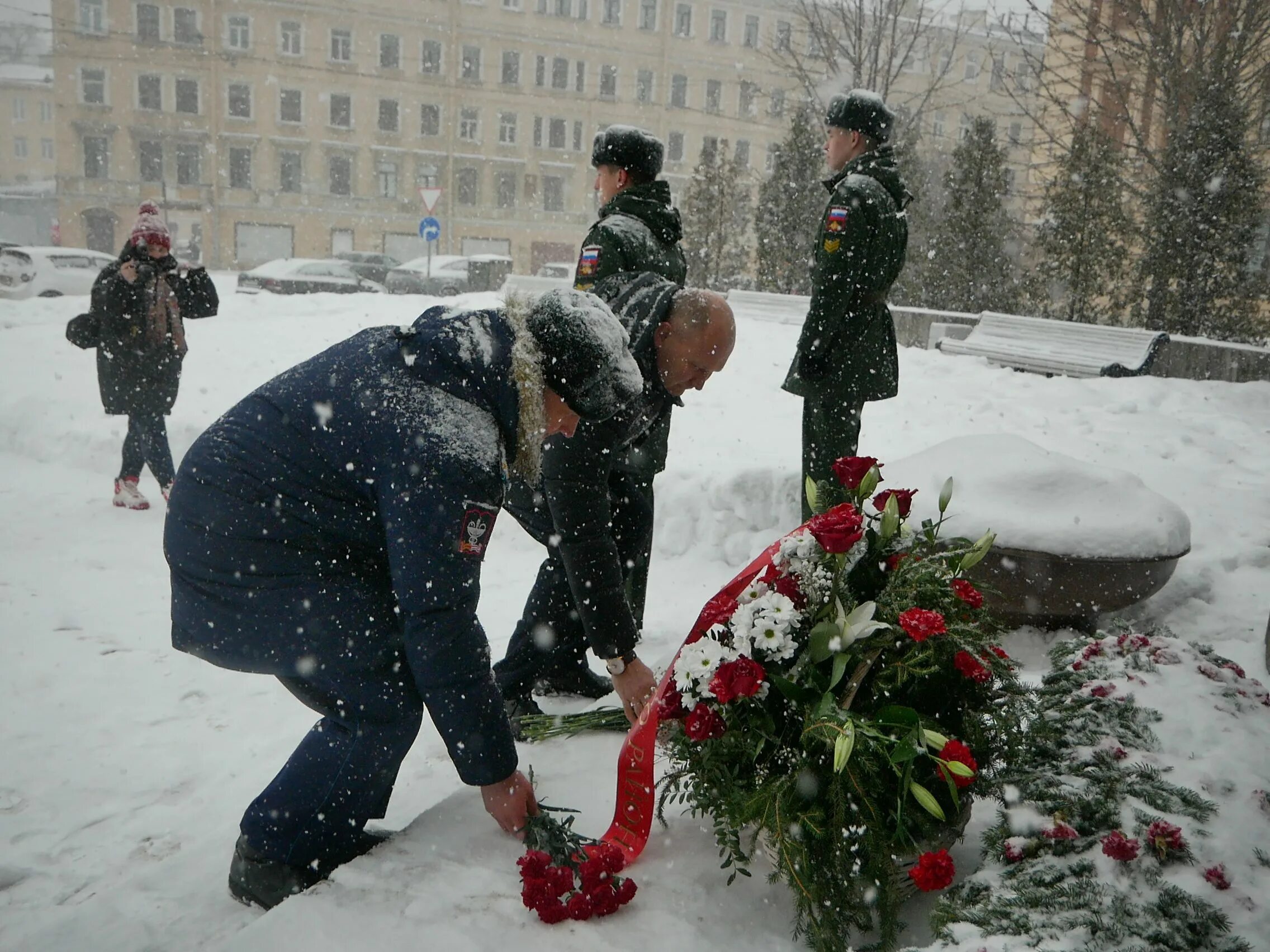 Против блокады. Освобождение Ленинграда блокады командующий. Памятник освобождению Ленинграда. 9 Августа освобождение Ленинграда.