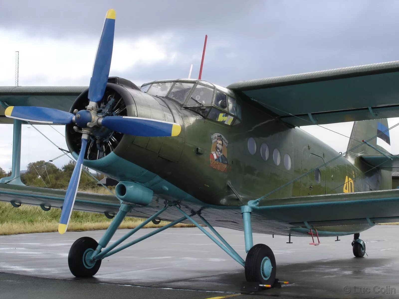 Ан-2 саратов\. Кукурузник ан-2 фото. Военный самолет ан2. Кукурузник ан-2 фото. Кукурузник ан 2.