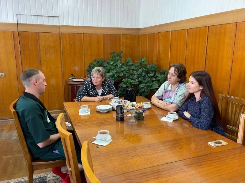 недавно встретилась