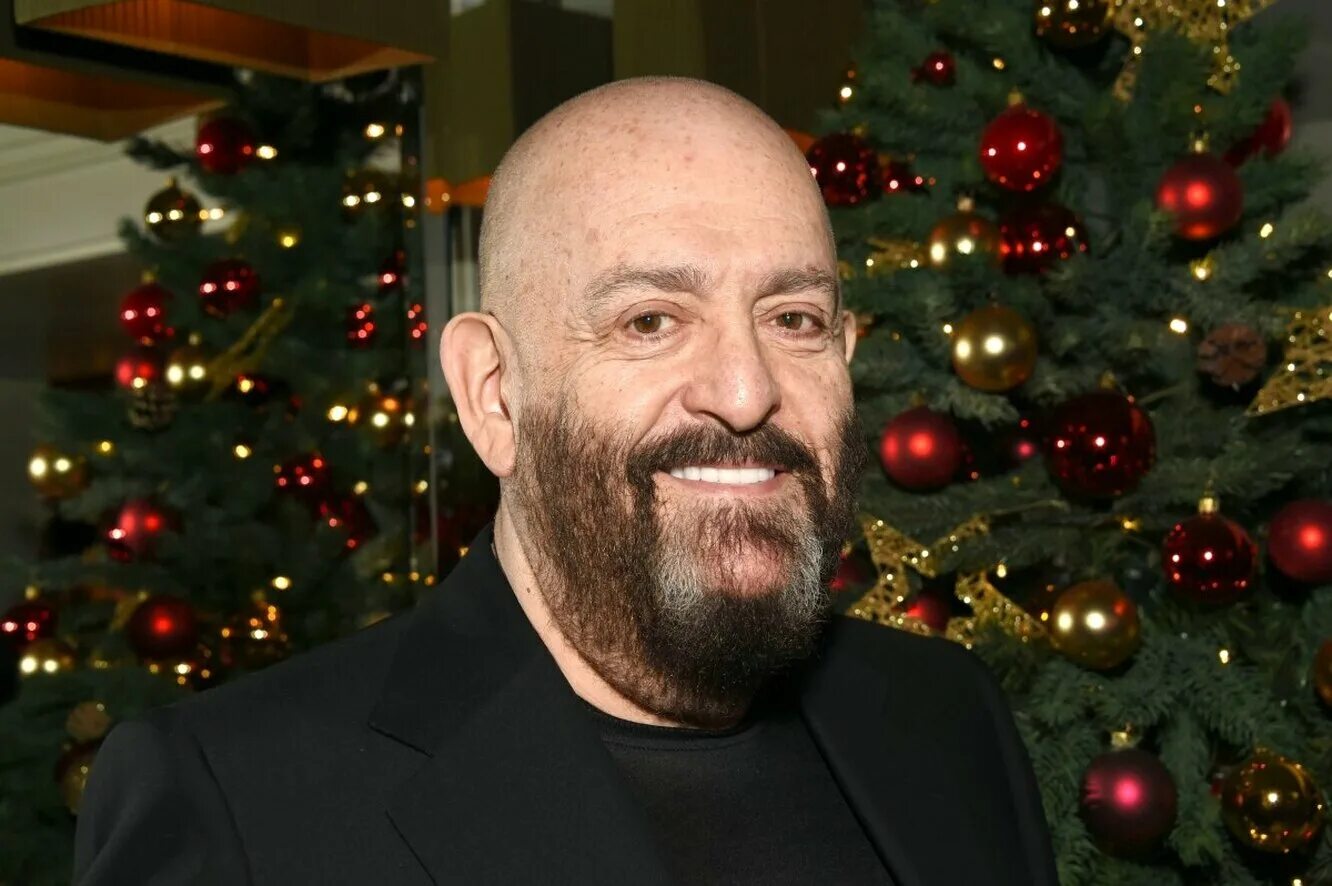 Шуфутинский 2022. Шуфутинская. Шуфутинский новиков розенбаум в жюри. Шуфутинская. Шуфутинская.