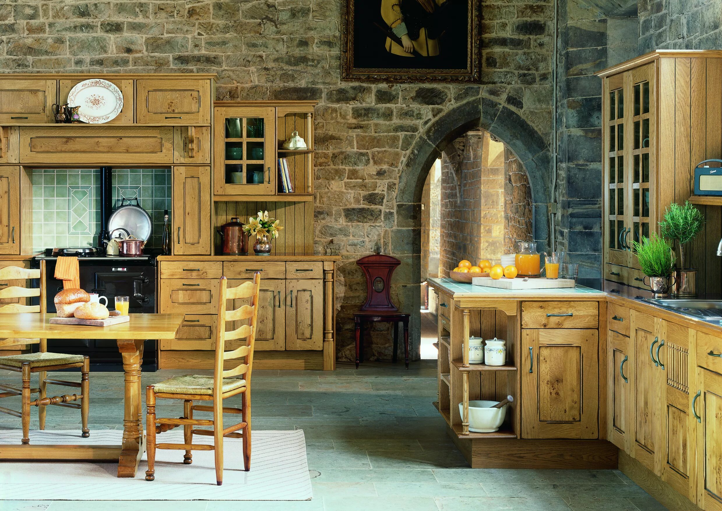 Дизайн старина. Кухня в старинном стиле. Кухня в деревенском стиле. Кухни в стиле Кантри. Кухонный гарнитур в стиле Кантри.
