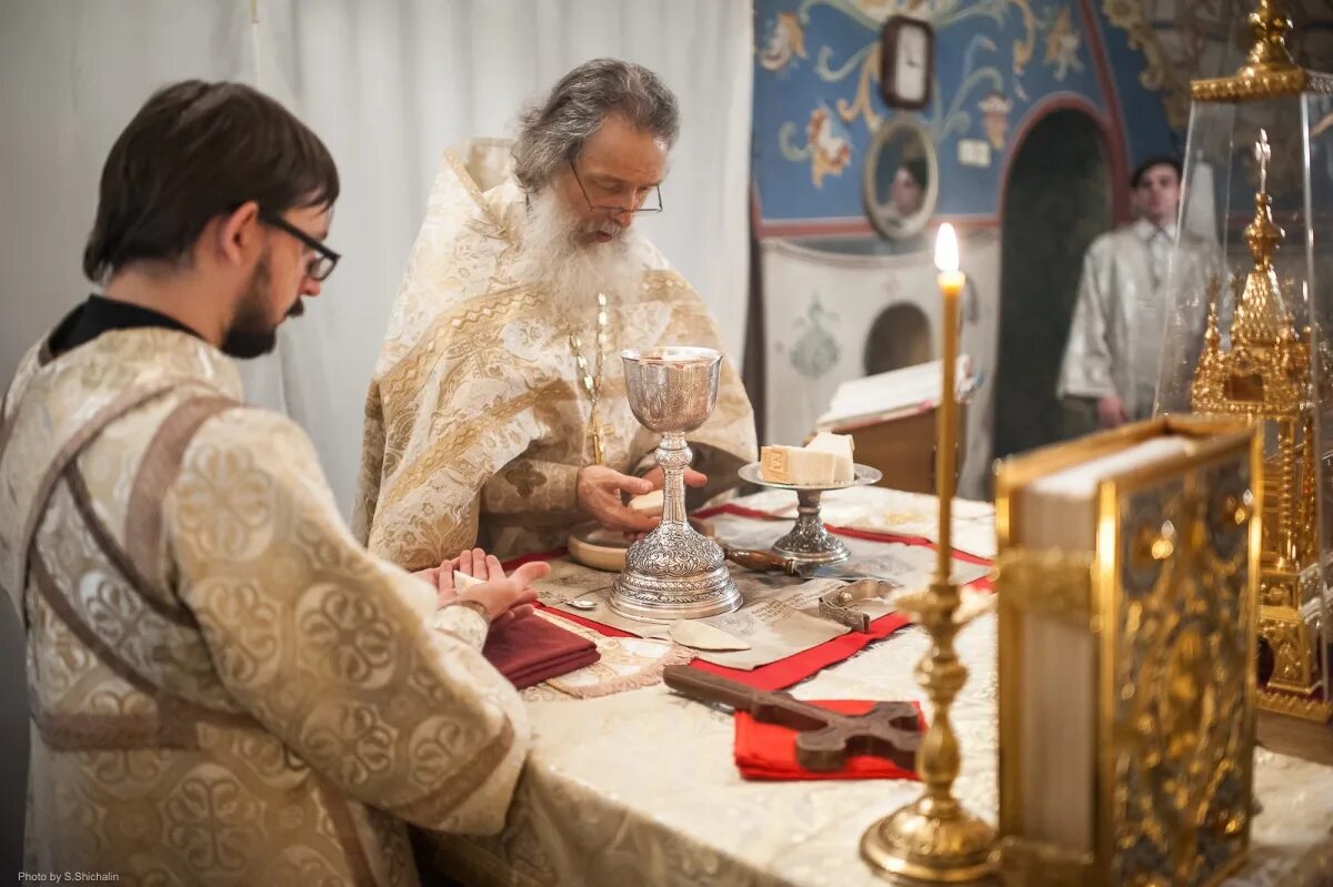 Рождество служба тихвин. Рукоположение в дьяконы. Казаки в храме успения пресвятой богородицы в путинках. Храм успения пресвятой богородицы в путинках. Храм успения пресвятой богородицы в путинках.