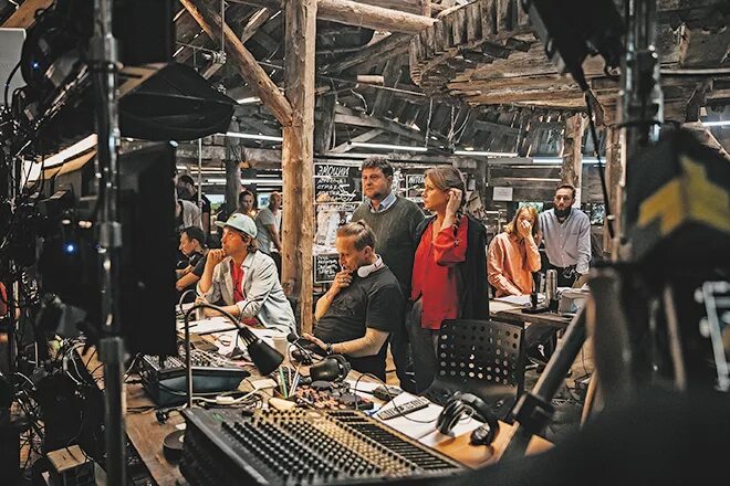 Холоп фильм 2019 милош бикович. Иван охлобыстин фильм холоп. Холоп фильм чингисхан. Как снимали холоп 2 за кадром. Борис годунов суздаль.