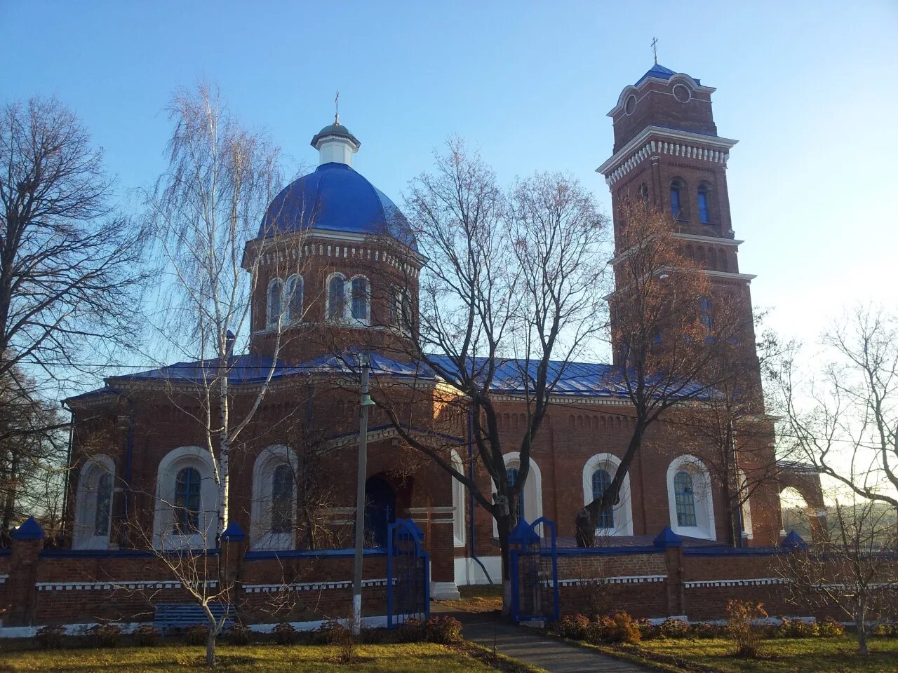 Свято казанский монастырь. Казанский монастырь (Папоротка). Папоротка Богородицкий район. Казанский храм с. Папоротка Богородицкого района. Монастырь Папоротка Тульская область.