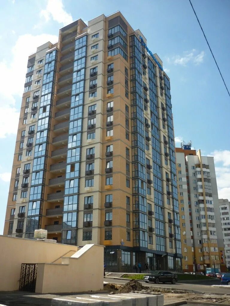 В МКР. Макаренко, 11б, жилой комплекс, 11Б, микрорайон Макаренко, Старый Оскол -