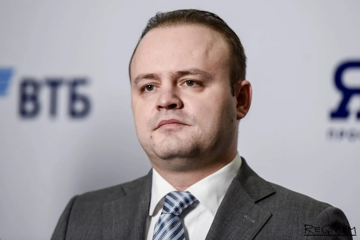 Председатель партии единая россия. Мэр якутска авксентьева. Владислав даванков новые люди. Депутат от партии. Депутаты от партии шария в одессе.