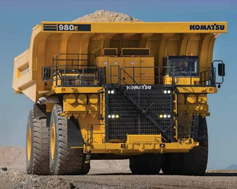 980 е. Карьерный самосвал Комацу. Komatsu 980e. Komatsu 960e-1k. Карьерный самосвал Комацу 980 е5.