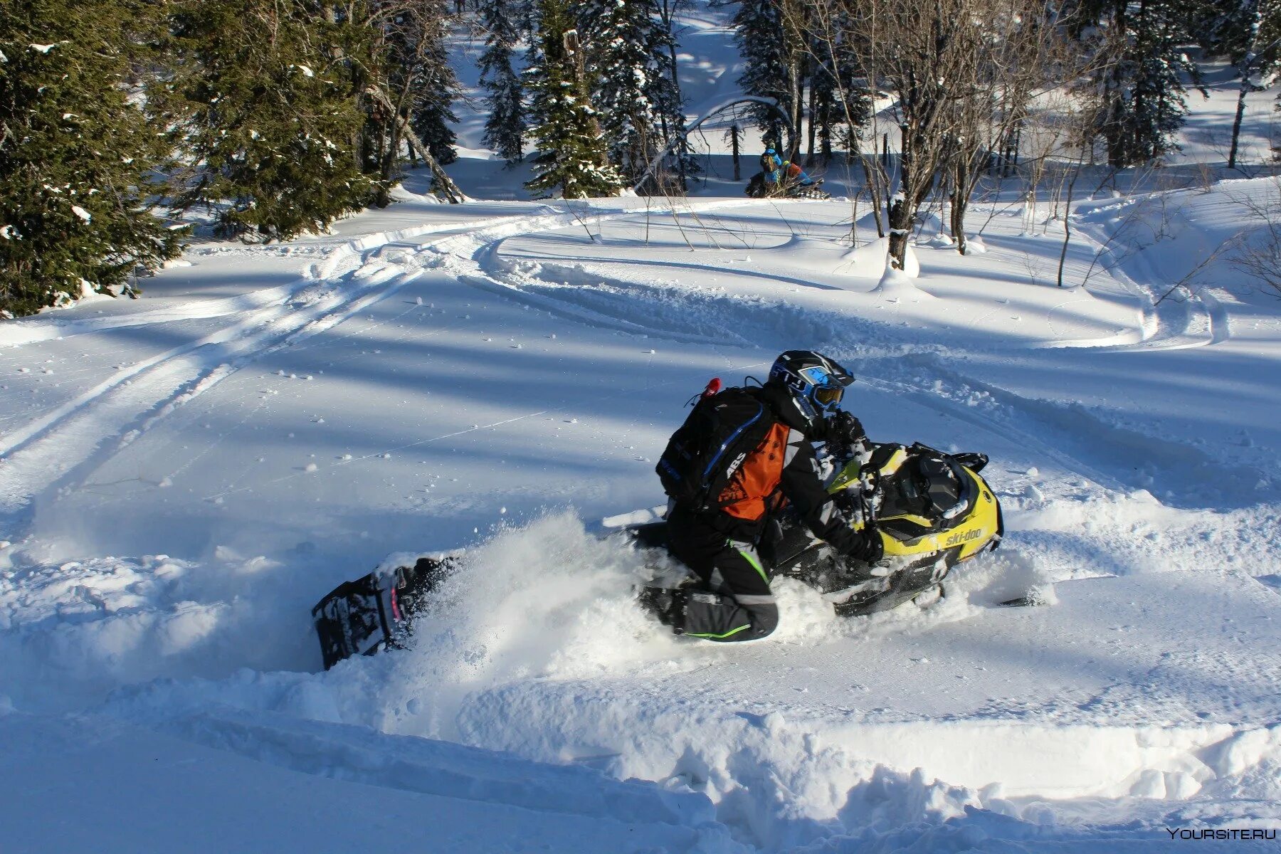 Южный урал на снегоходе. Покататься на снегоходах пермь. Покататься на снегоходах. Семья на снегоходе. Покататься на снегоходах пермь.