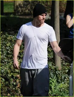 Channing Tatum rocks a scruffy thin mustache while shooting new scenes for ...