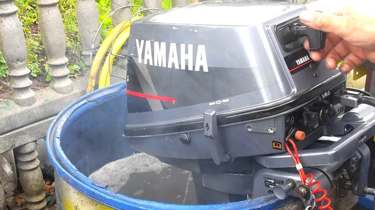 Магнум 9.8 лодочный мотор. Ямаха 8 2т. Мотор Yamaha 8. Yamaha outboard 2/two stroke. Лодочный мотор Ямаха 9.8.