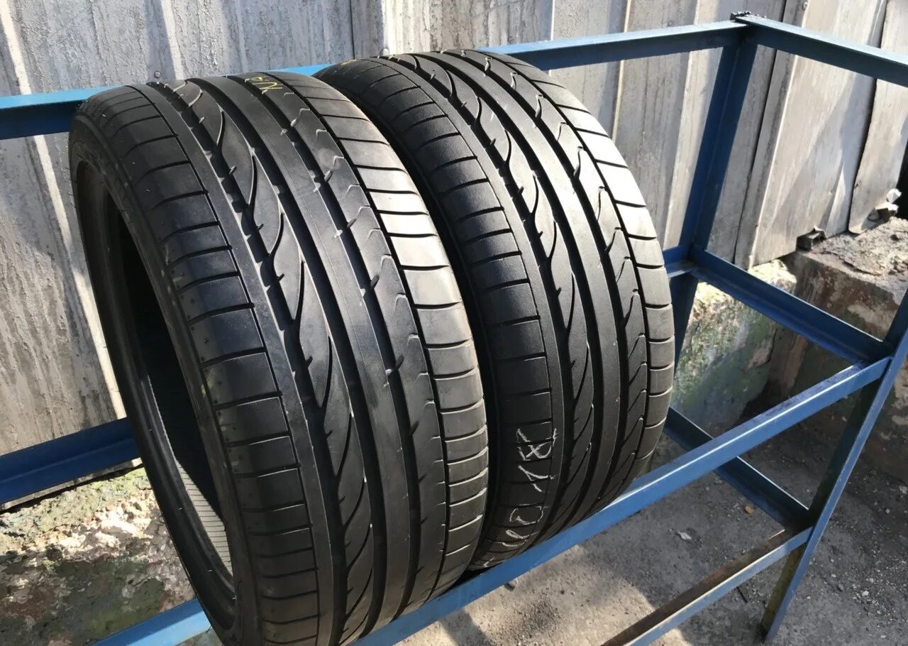 R18 runflat лето. Бриджстоун Потенза Ре 050. Бриджстоун 245/40/18. 245/40 R18. Колесо 245/40 r18.