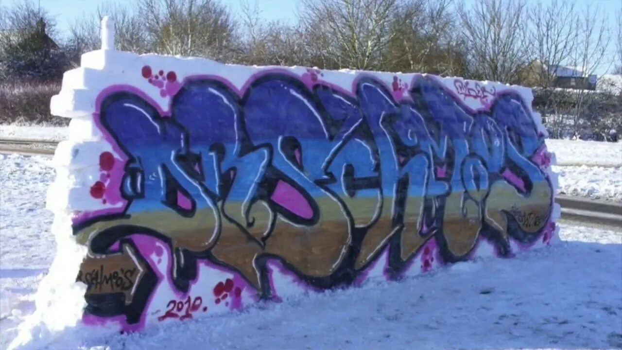 Граффити на снегу. Граффити snow. Граффити snow. Граффити магия. Граффити snow.