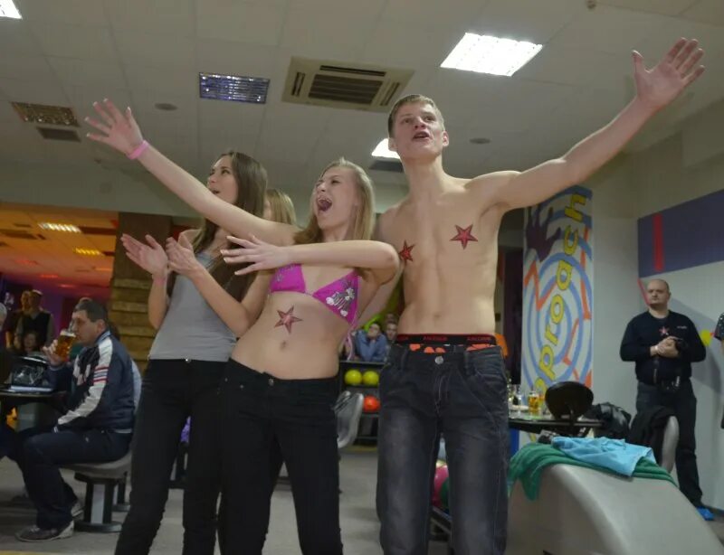 раздевание без оплаты. алла милл баскетбол. раздевание без оплаты. игра в карты на раздевание. игра дурак на раздевание.