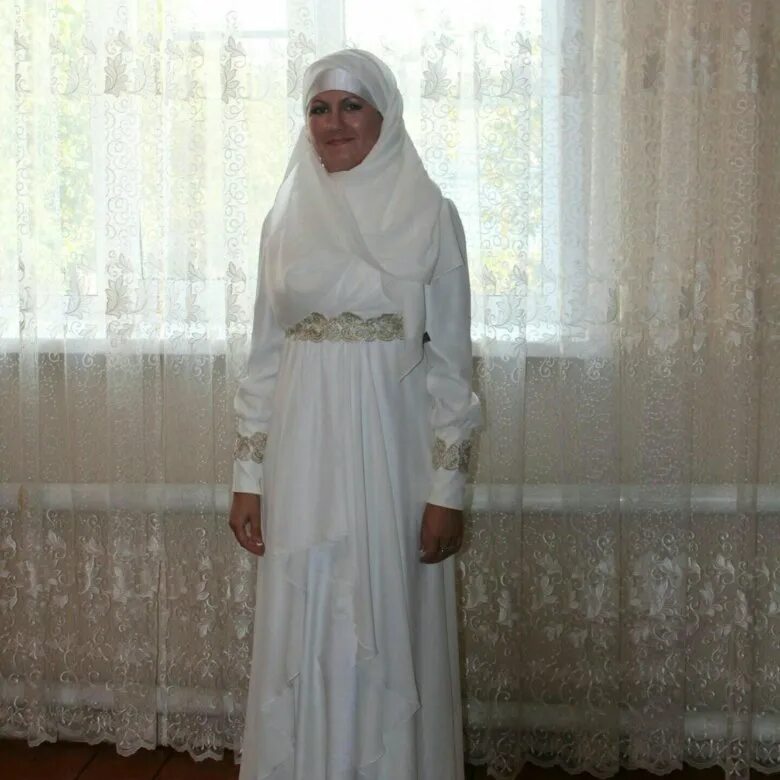 Мусульманская авито. Платье на никах. Платье на никах для полных. Свадебные платья на никах для полных женщин. Платье на никах с накидкой.