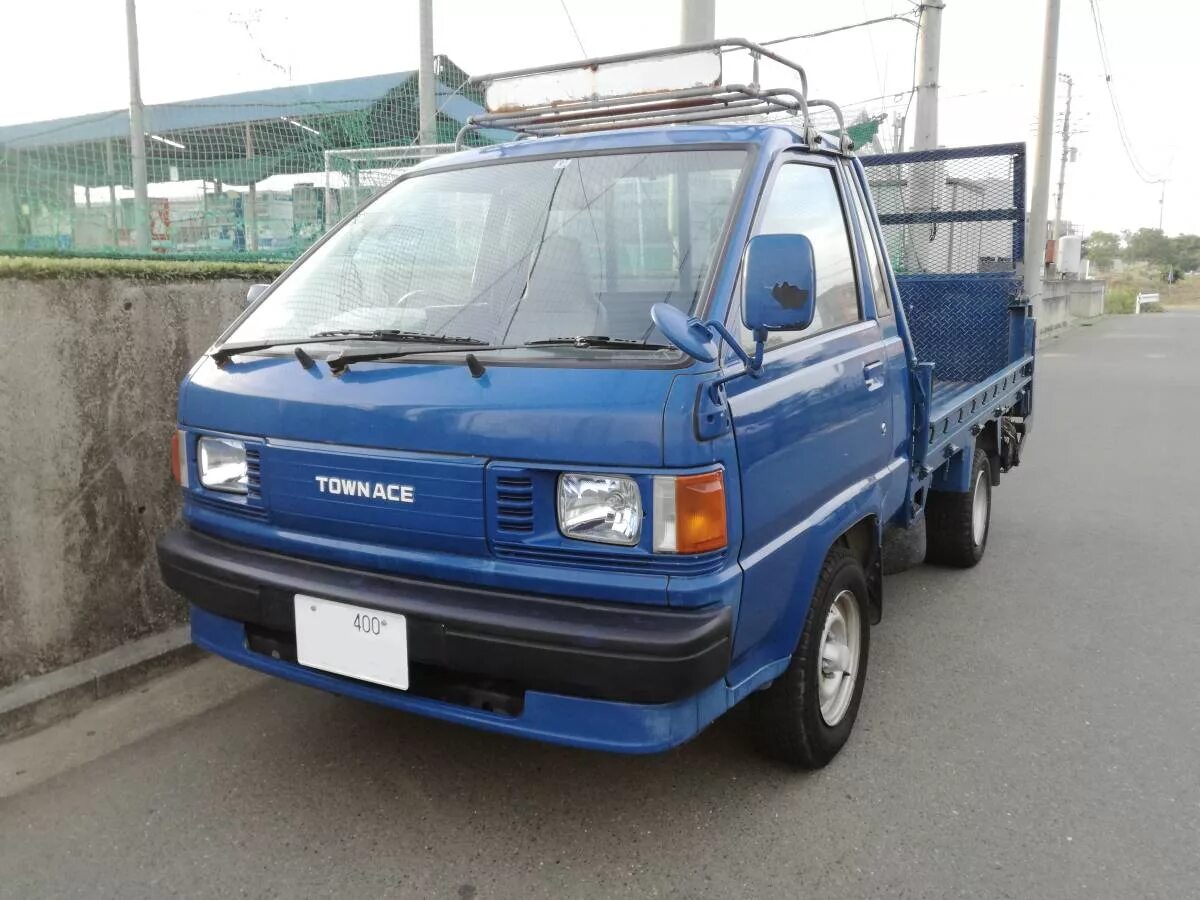 Toyota Town Ace грузовой. Toyota Town Ace 1997 грузовик. Тойота Таун айс грузовик 4. Тойота Lite Ace грузовик. Грузовик литайс купить