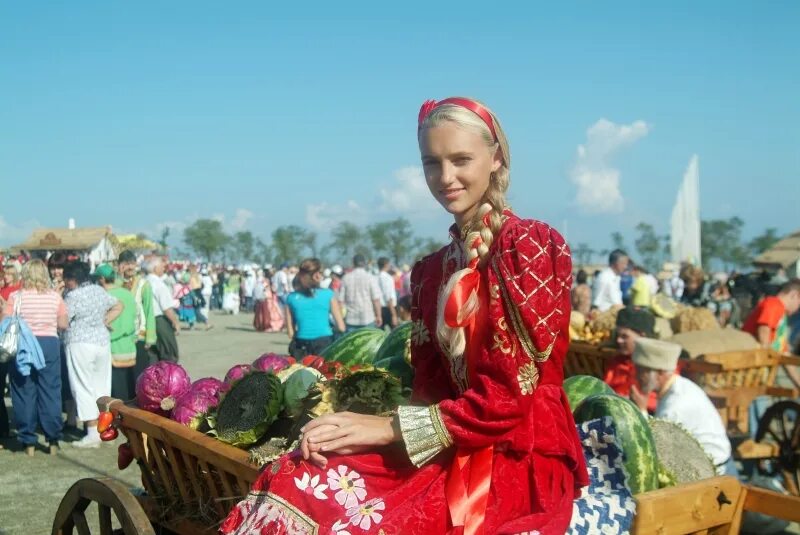 Женщины тамани. Кубанские девушки. Кубанцы девушки. Событийный туризм в Краснодарском крае. Событийный туризм Краснодар.