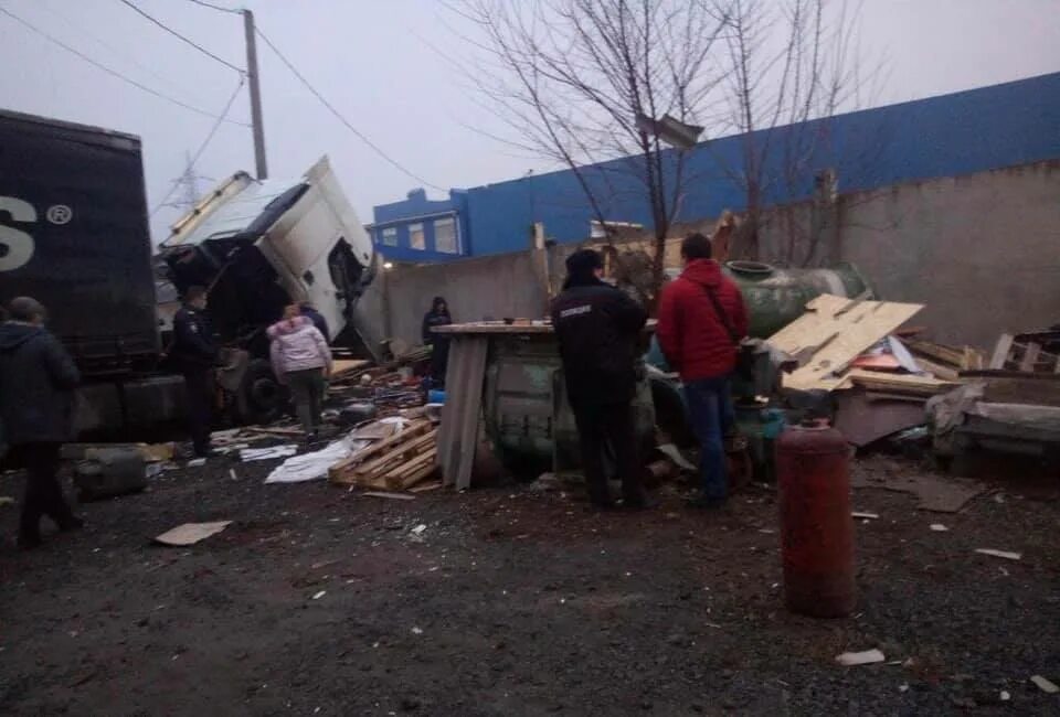 Что взорвалось в таганроге. Таганроге взрыв в таганроге. сегодняшний взрыв в таганроге.